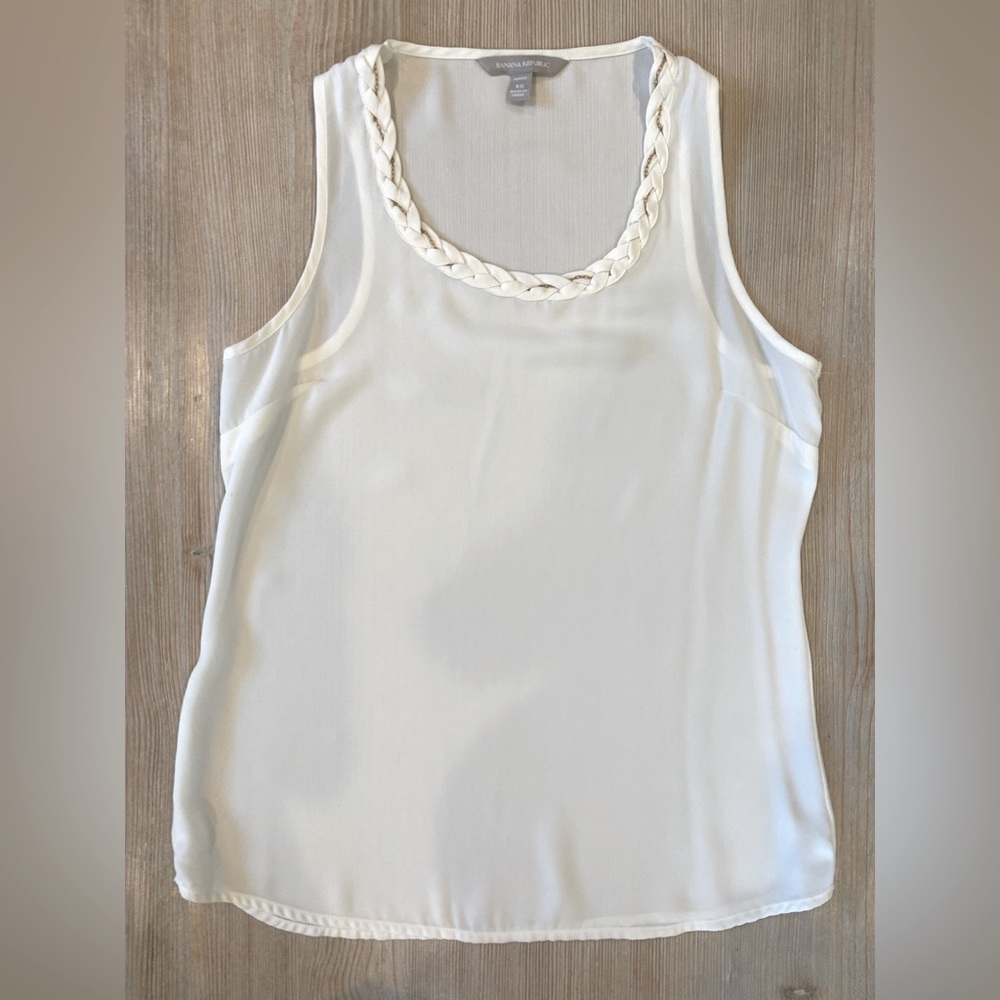 Banana Republic Tank Top - Cream with Gold Chain